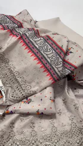 Rs 2800 lawn chicken Kari Emb 2pc