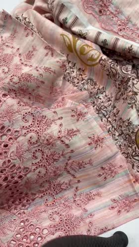 Rs 2800 lawn chicken Kari Emb 2pc