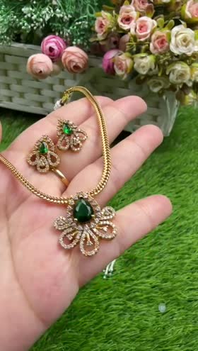 Rs 2850 Locket Set