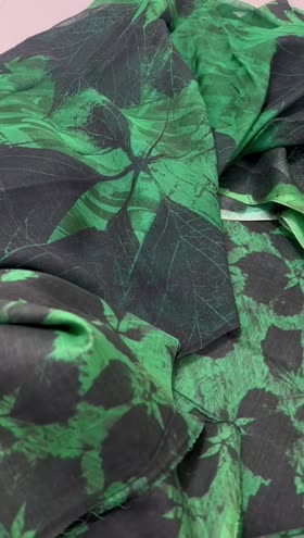 Rs 3200 Beech tree lawn printed 3pc