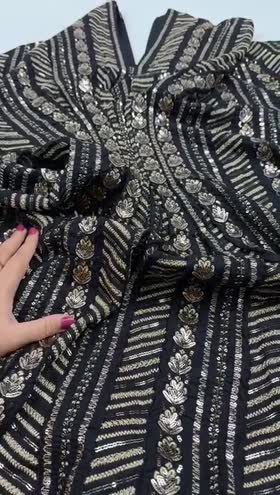 Rs 5300 Sahiba Stitched Kaftan ~ [Chest 21] [Length 54] MEDIUM