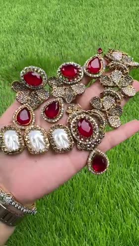 Rs 5500 Heavy Choker Set