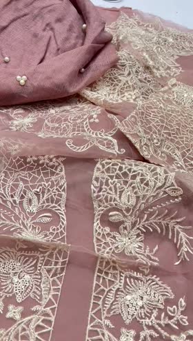 Rs 7500 Manara Vintage Flora [Tearose] Lawn Emb 3pc [Retail 11450]