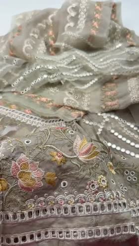 Rs 9800 Sobia Nazir Luxury Lawn Emb 3pc [13B] [Retail 18550]